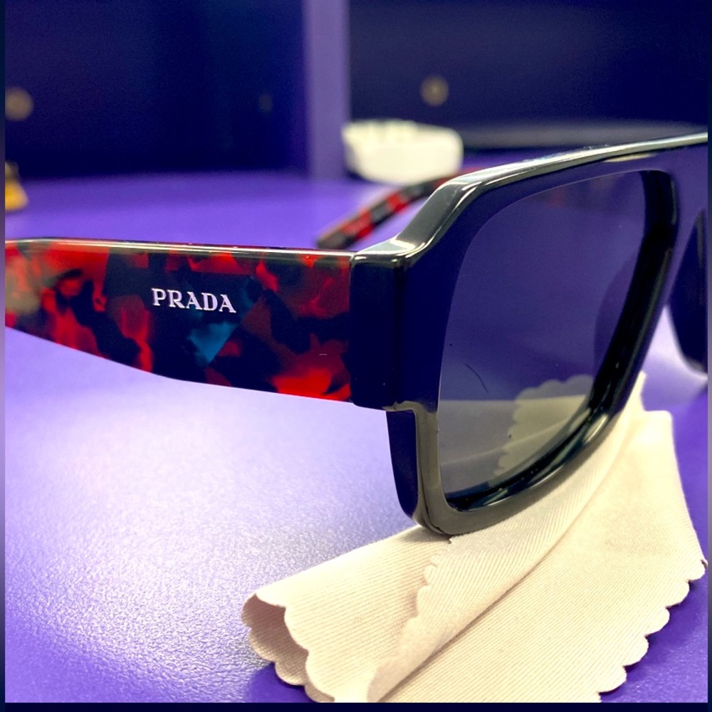 PRADA UNISEX SUNGLASSES